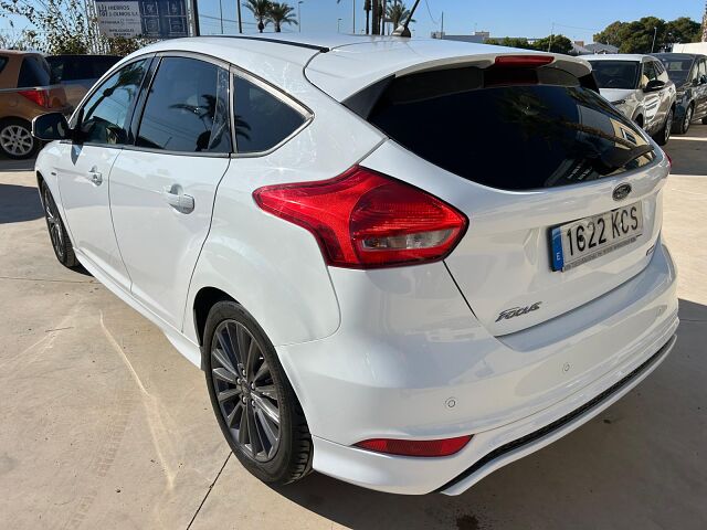 FORD FOCUS ST LINE 1.0 AUTO SPANISH LHD IN SPAIN 49000 MILES SUPERB 2017